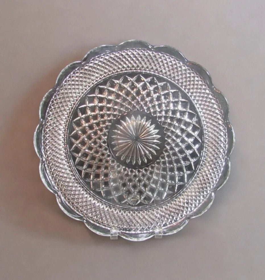 Anchor Hocking Wexford Torte Diamond Cut Clear Glass Cake/Sandwich/Plate/Tray Serving Platter w/Sunburst Pattern and Cupped Scalloped Edge - Timeless Treasures Emporium1