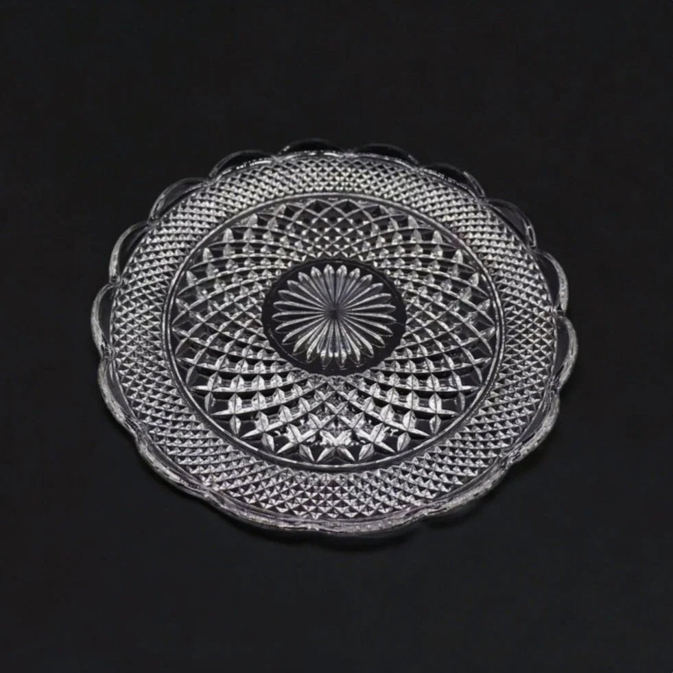 Anchor Hocking Wexford Torte Diamond Cut Clear Glass Cake/Sandwich/Plate/Tray Serving Platter w/Sunburst Pattern and Cupped Scalloped Edge - Timeless Treasures Emporium1