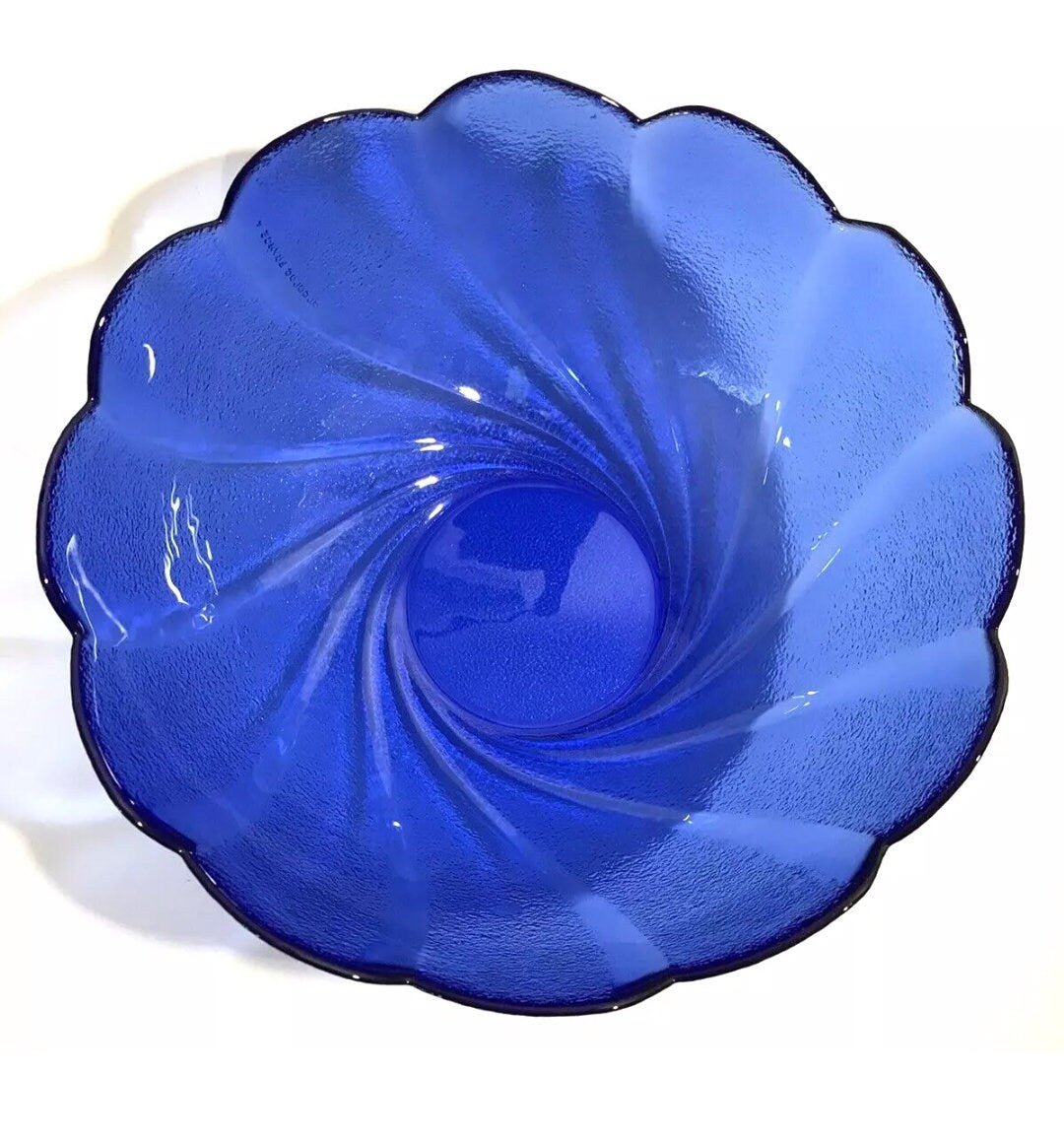 Arcoroc Cobalt Swirl Bowl Console or Centerpiece Scalloped Edge Textured Glass - Timeless Treasures Emporium1