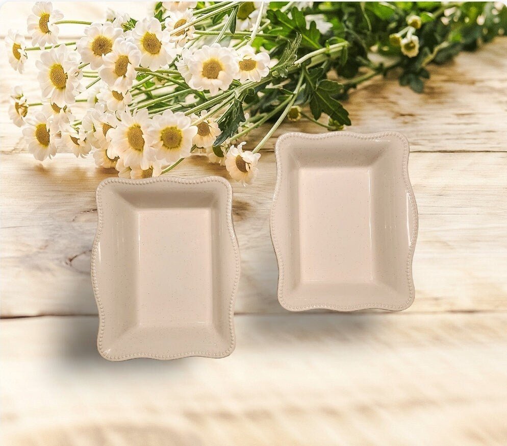 Bico Brand Scalloped Edge Stoneware Bakers Casserole Bakeware Serving Dishes ~ Set of Two - Timeless Treasures Emporium1