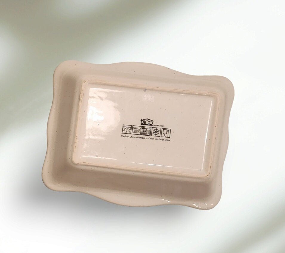 Bico Brand Scalloped Edge Stoneware Bakers Casserole Bakeware Serving Dishes ~ Set of Two - Timeless Treasures Emporium1