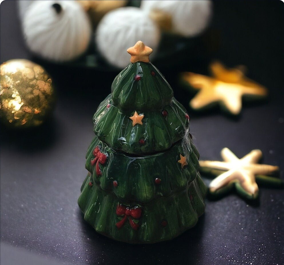 Collectible Green Christmas Tree Themed Ceramic Cookie Jar ~ 11.5" - Timeless Treasures Emporium1