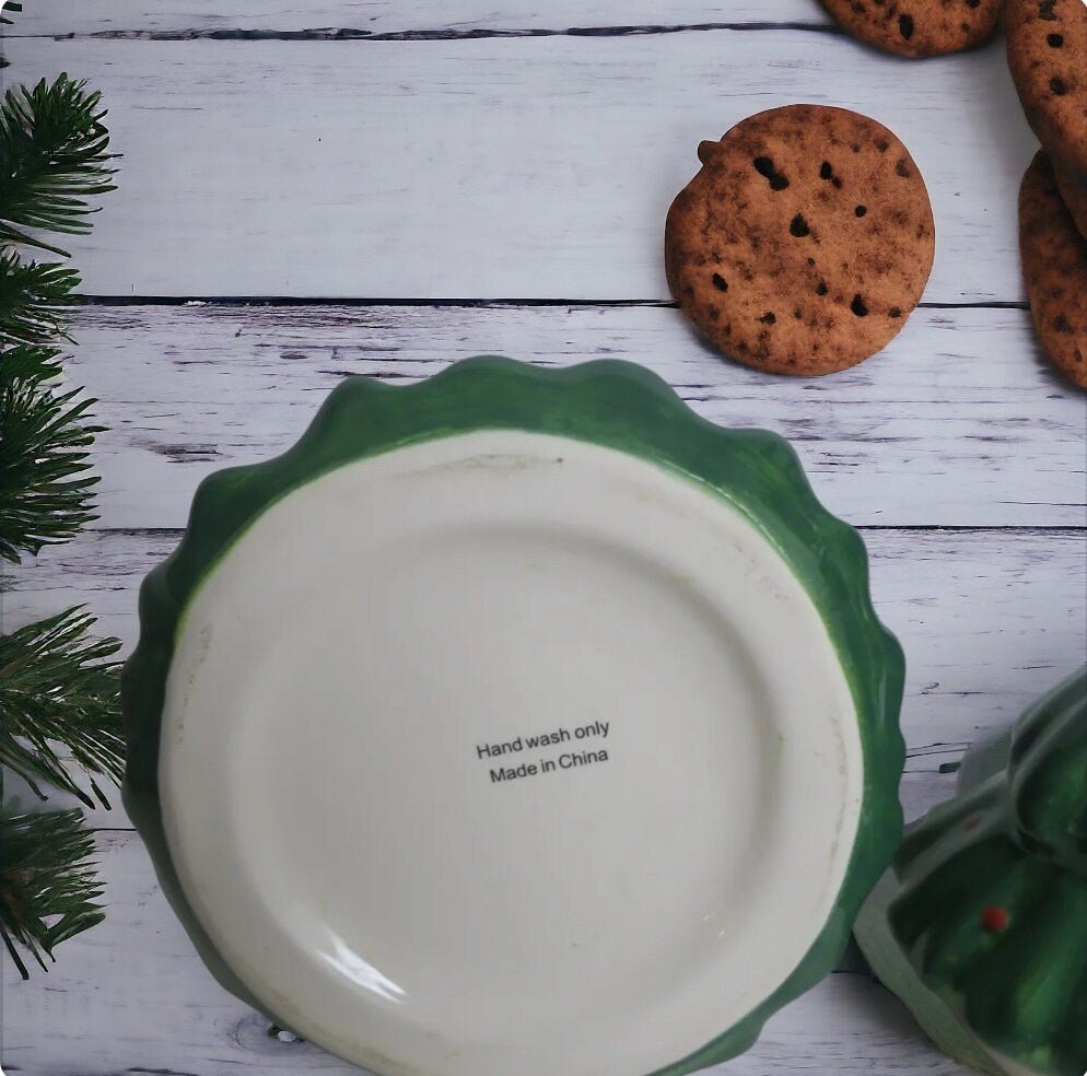 Collectible Green Christmas Tree Themed Ceramic Cookie Jar ~ 11.5" - Timeless Treasures Emporium1