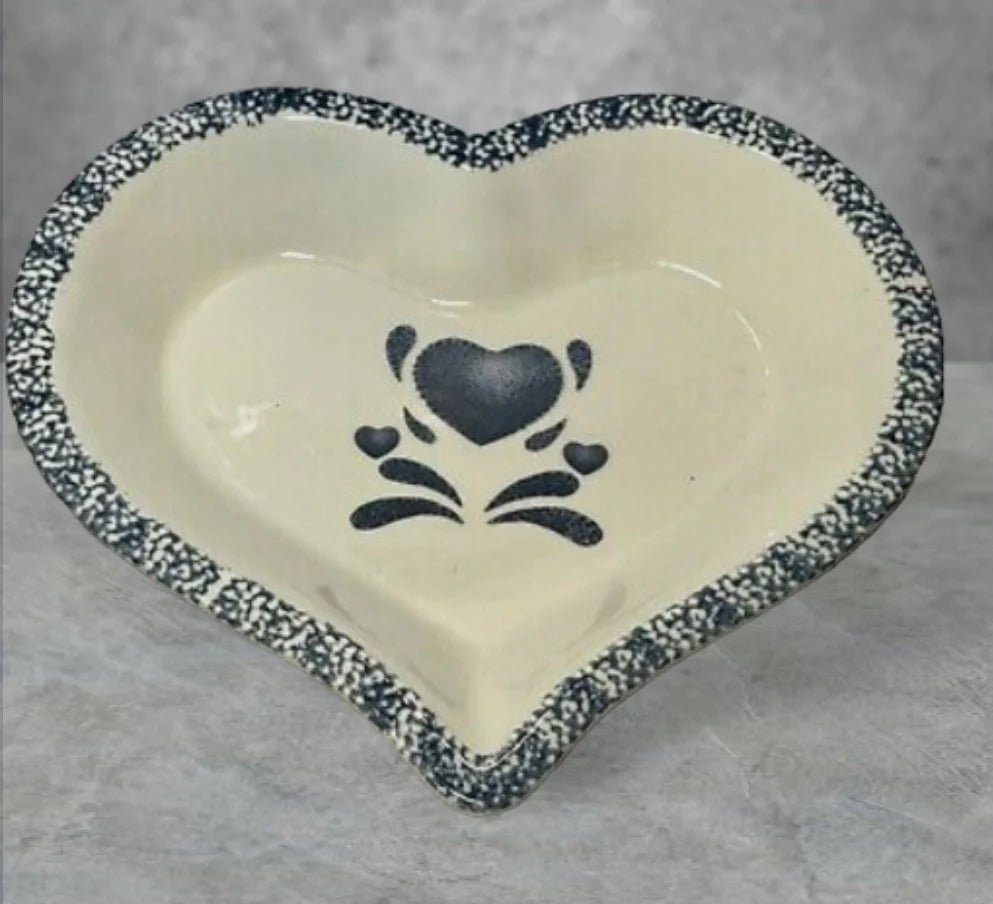 Cookin' The American Way Blue Sponge Country Heart Shaped Glazed Ceramic Stoneware Baking Dish Unbranded, Excellent Used Condition ~ 12.5" - Timeless Treasures Emporium1