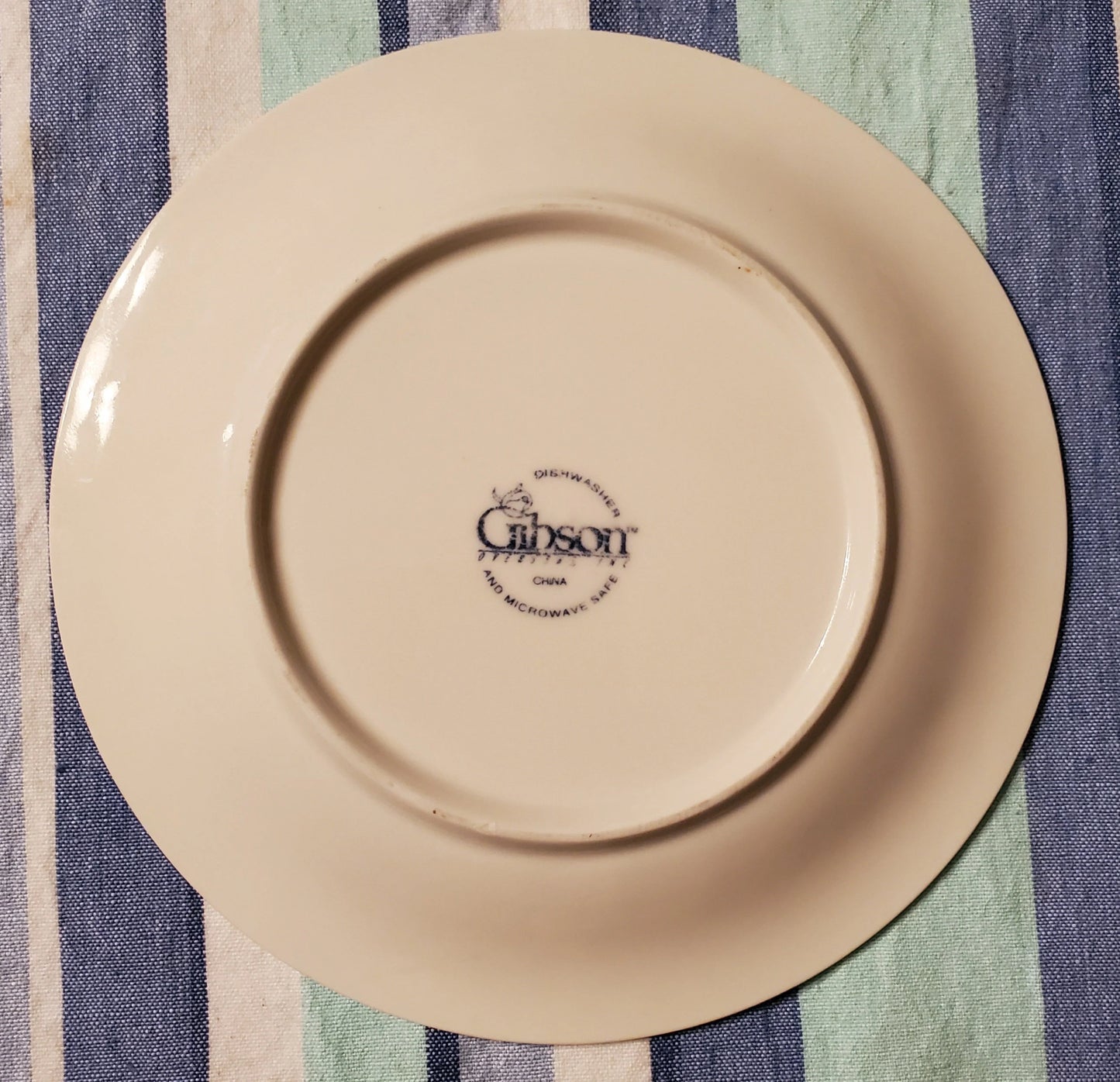 Two (2) Gibson Homes White Embossed FRUIT Rim Dinner Plate (Pre-owned) ~ 10 5/8" - Timeless Treasures Emporium1