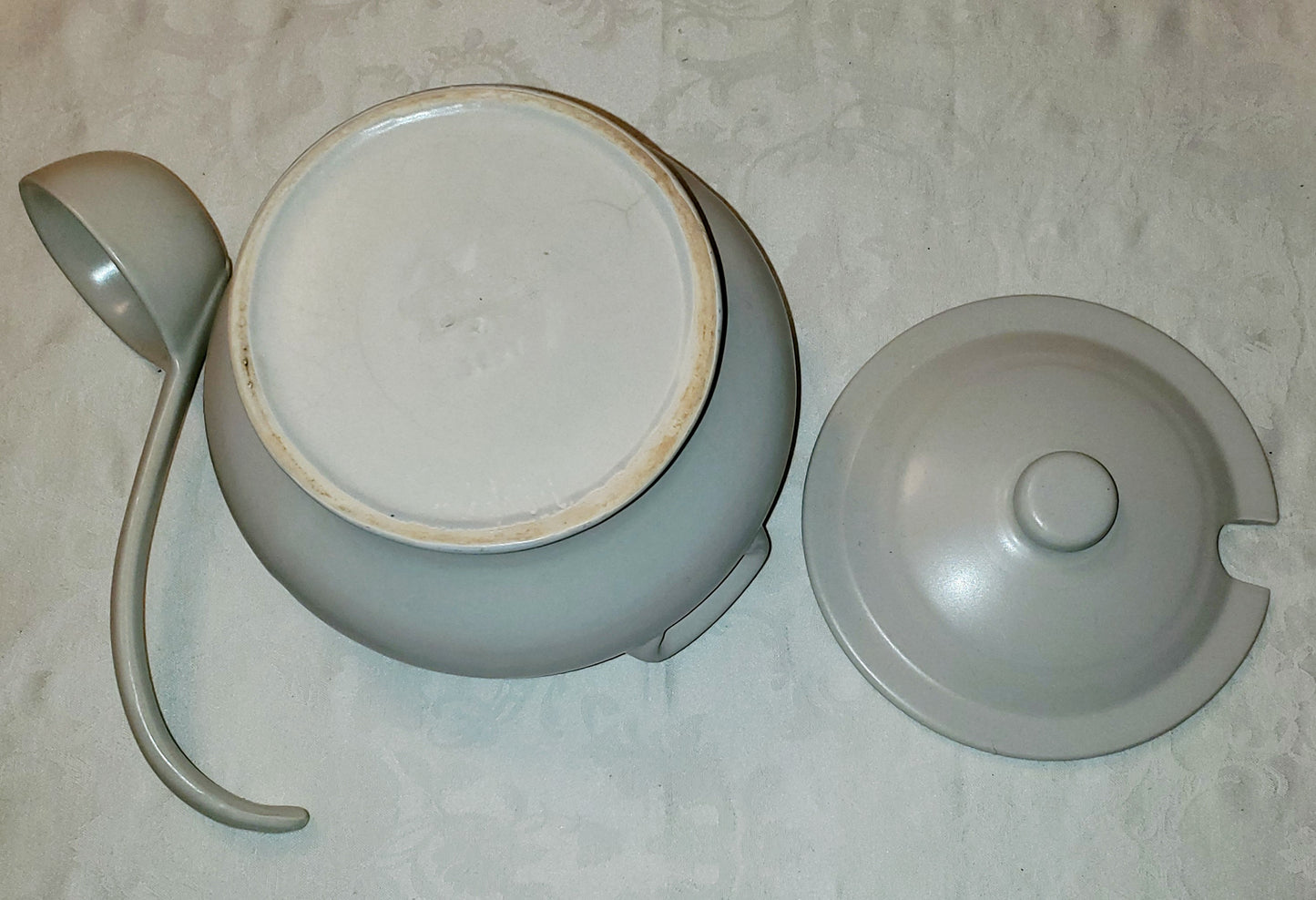 Three (3) Quart PFALTZGRAFF Three Piece Tureen & Lid w/Ladle