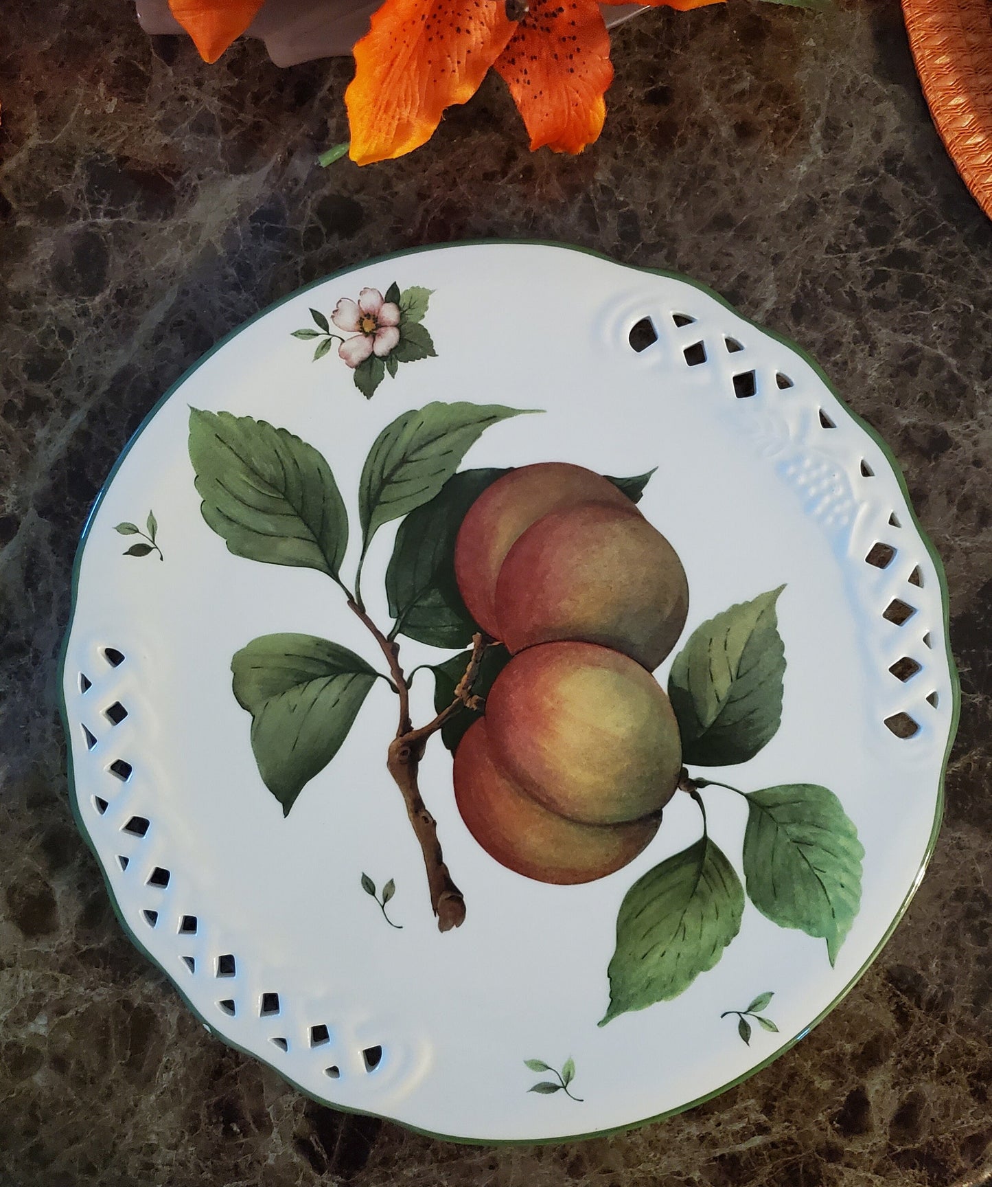 Lattice Pierced Round Peach Fruit Serving Dish (Platter) 12 3/4" by Brunelli (Italy) - Timeless Treasures Emporium1