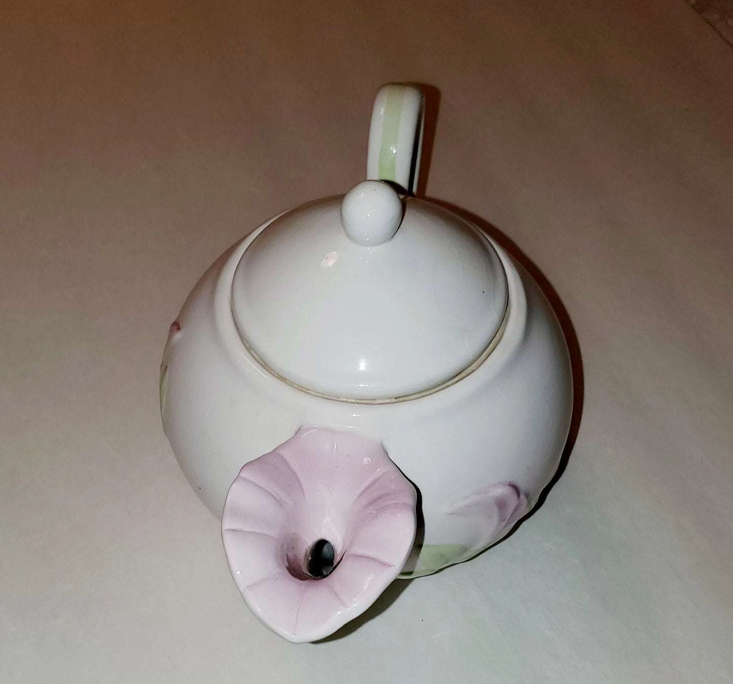 Vintage Embossed Ceramic Teleflora Gift Lidded Floral Teapot White with Pink Morning Glory Flower Spout