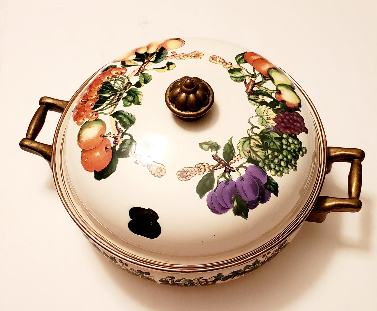 Hand-Painted Kensington Garden Fruit Print Casserole Dish 9 3/4" by TableTop Limited - Timeless Treasures Emporium1