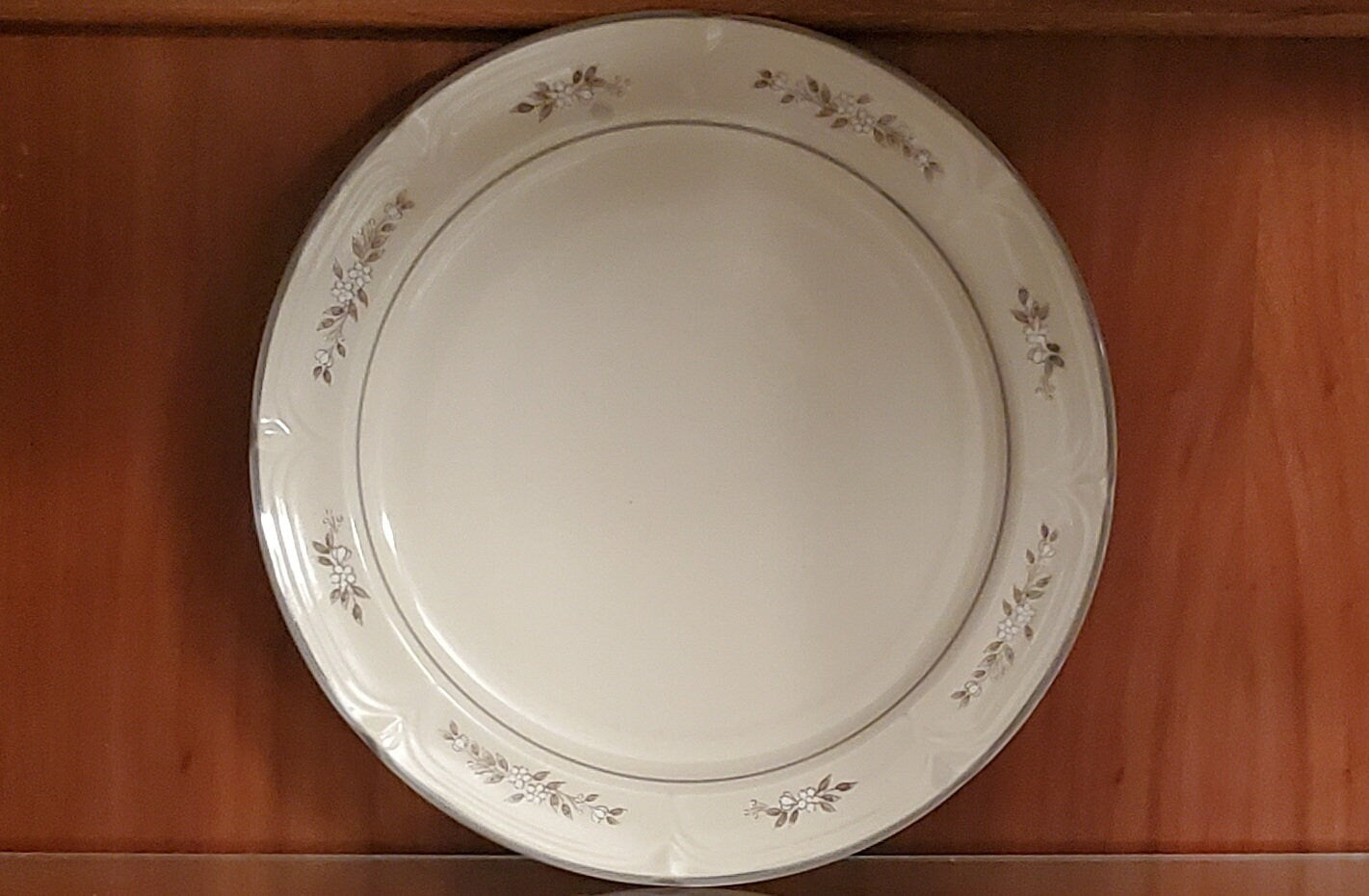 Replacement Vintage Sabrina Fashion Collection Dinner Plate