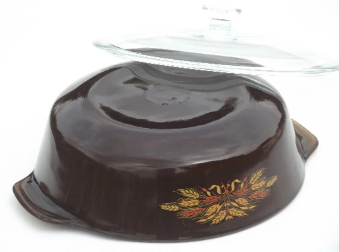 Vintage American Wheat Pattern "Wear-Ever" DuPont's Glass Ovenware with Silverstone Non Stick Surface 1.5 Qt. Casserole with a Glass Lid