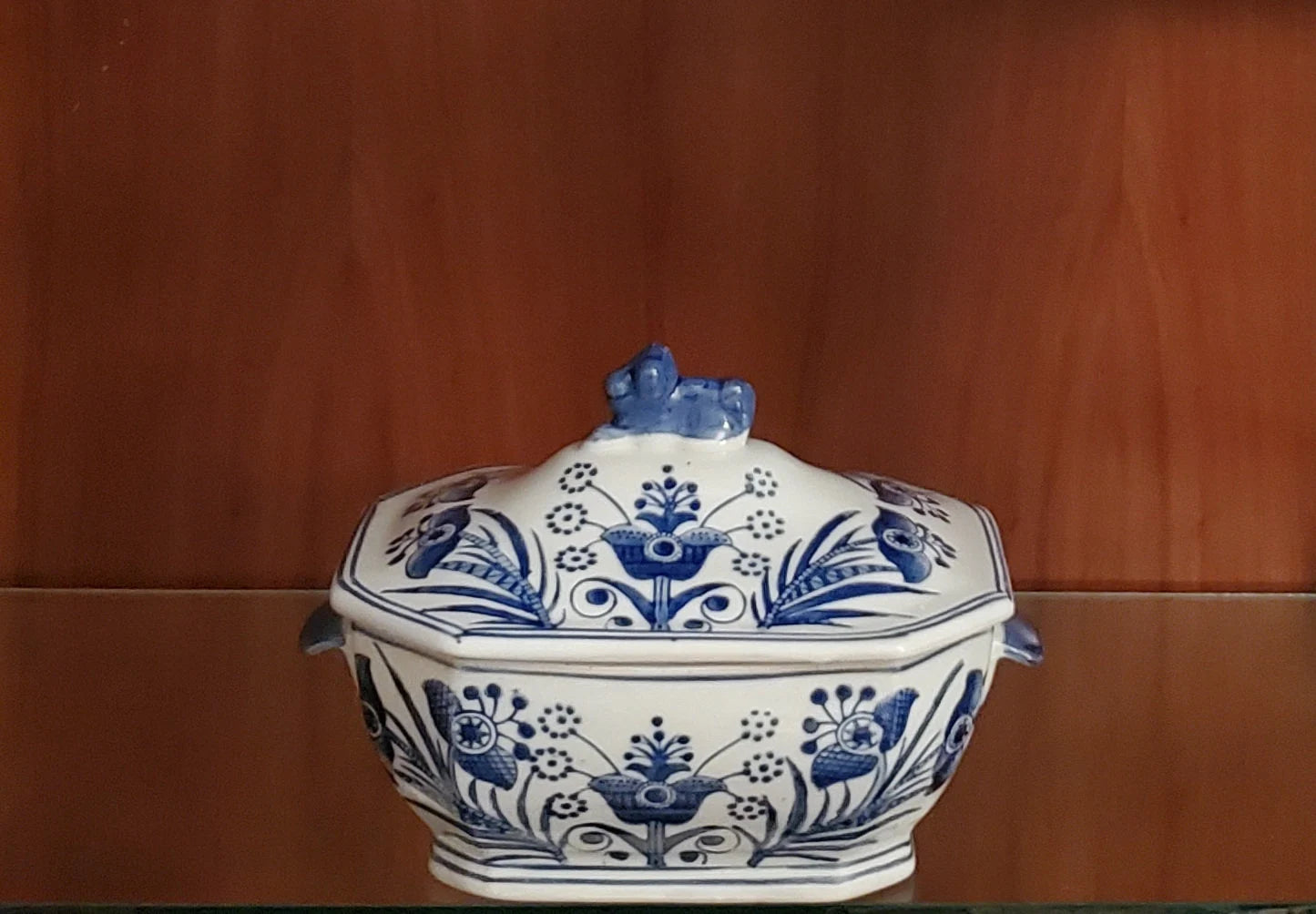 Vintage Lion Finial Covered Blue and White Porcelain Kitchen Display collectible Lidded Casserole Dish