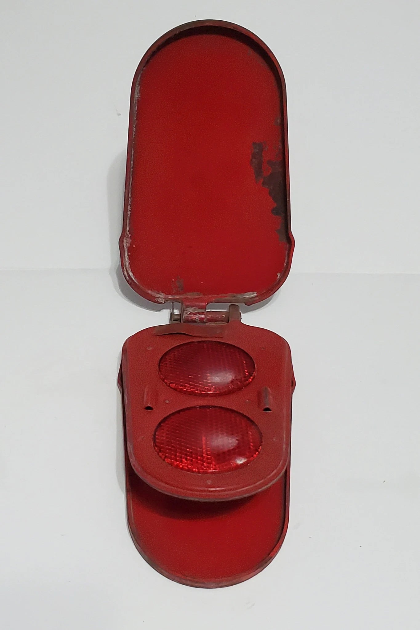 Vintage Red Emergency Roadside Hazard Micro-Flare Signal Light Reflectors - Timeless Treasures Emporium1