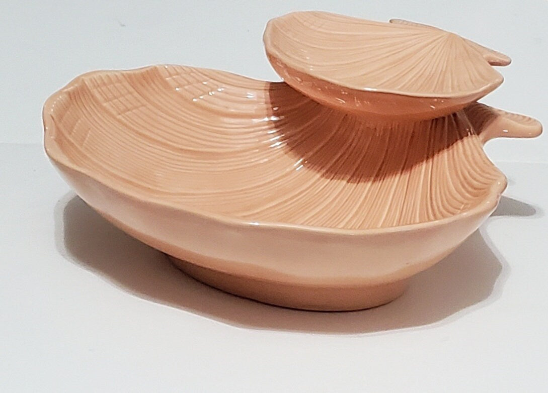 Handmade Vintage Ceramic Clam Shell Chip & Dip Serving Set - Timeless Treasures Emporium1