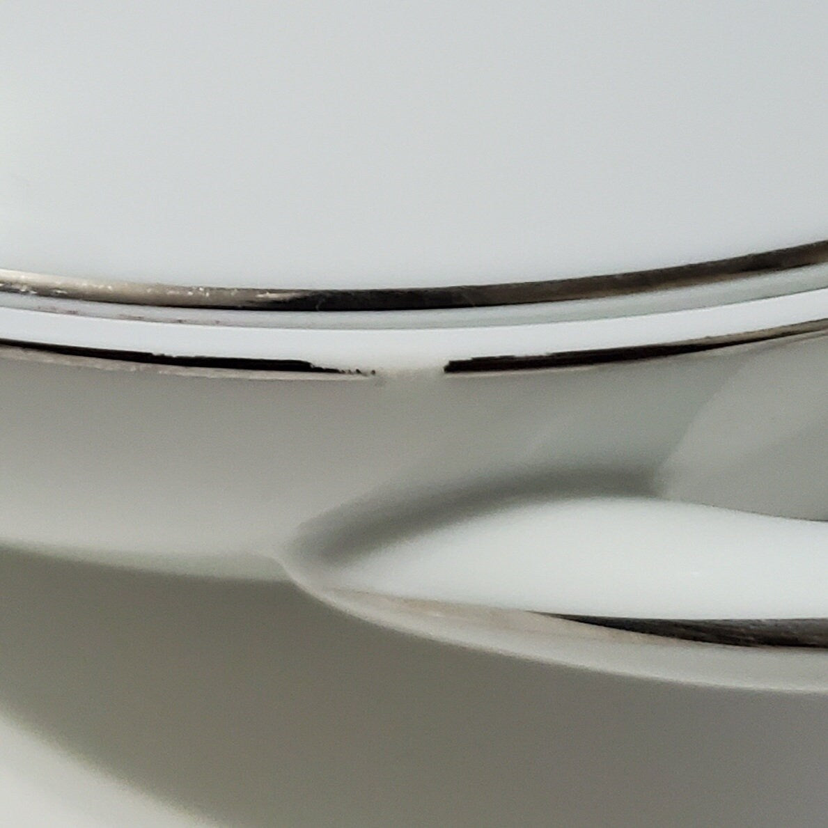 Vintage Noritake Pasadena Pink/Grey Rosebud Pattern N6311 Japan Round Covered Vegetable Serving Dish China - Timeless Treasures Emporium1