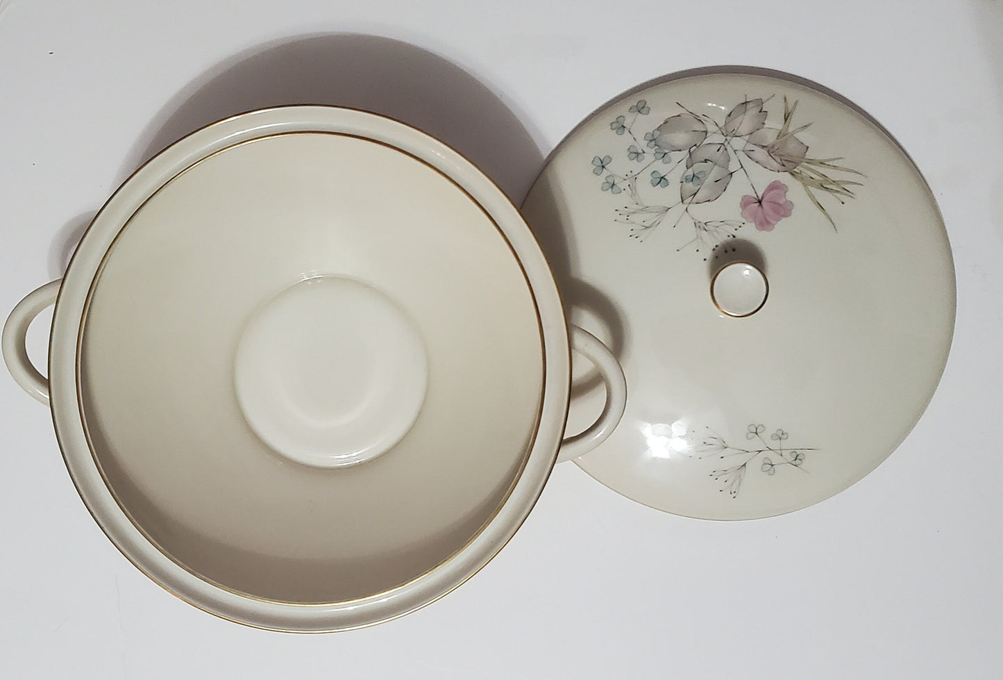Vintage Rosenthal COVERED SERVING BOWL Pariser Fruhling Bettina Vegetable Serving Bowl with Lid 9" - Timeless Treasures Emporium1