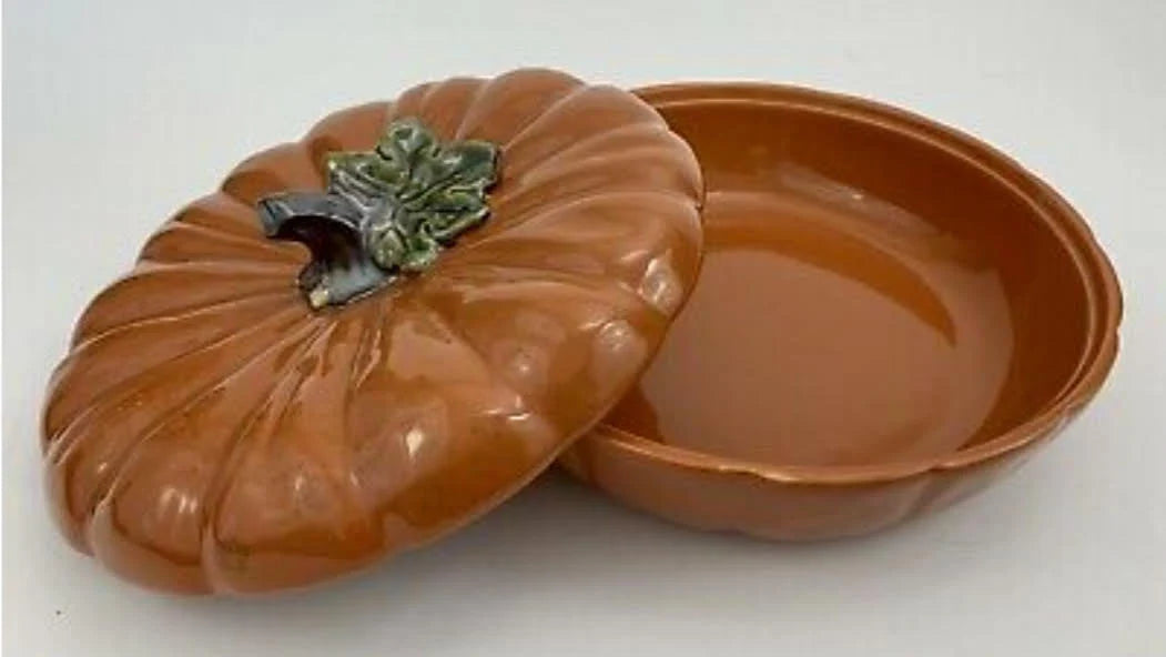 Vintage JCPenny Home Ceramic Pumpkin 10" Plate/Keeper Serving Baking Pan/Dish with Lid/Cover - Timeless Treasures Emporium1