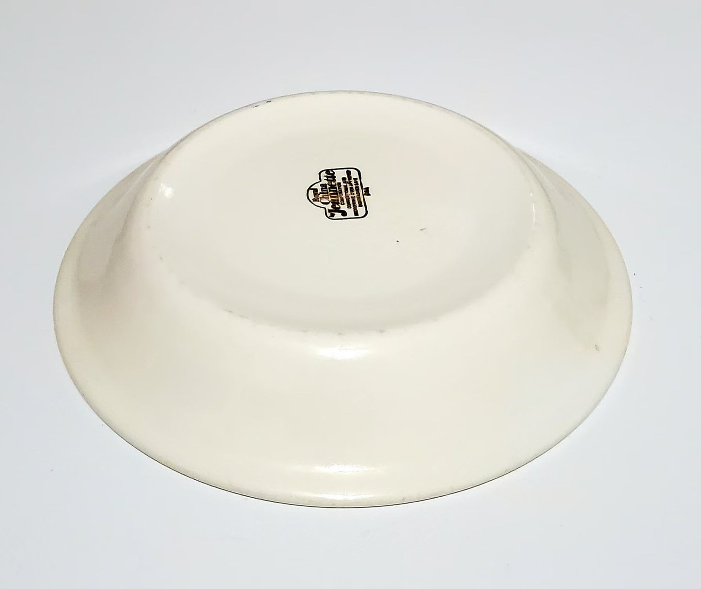 Vintage Royal China Jeannette Deep Dish Apple Pie Plate - Timeless Treasures Emporium1