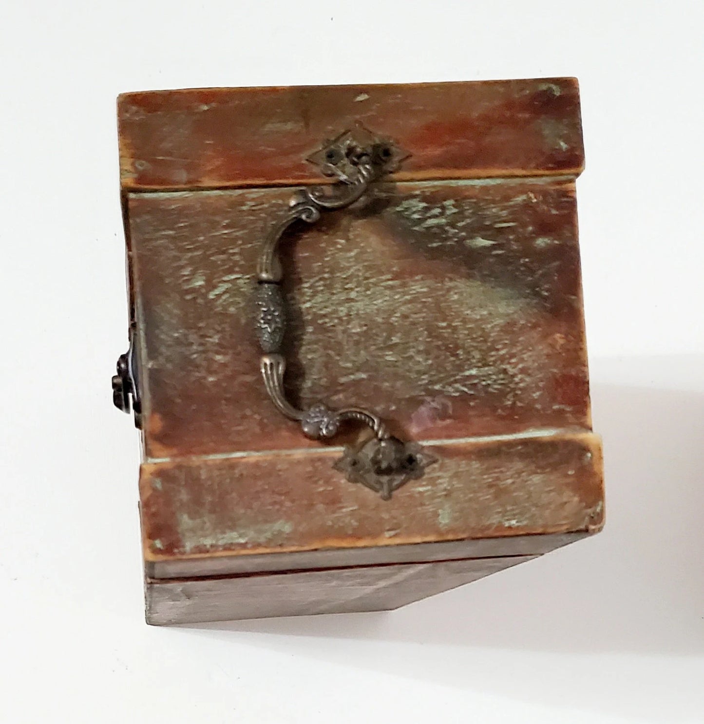 Decorative Distressed/Rustic Old World Wooden Lighthouse Treasure Chest Wine Box - Timeless Treasures Emporium1