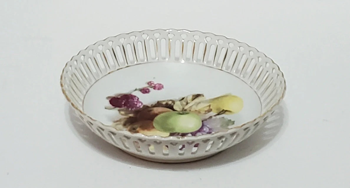 RW Bavaria Mid-Century Round Pierced/Reticulated Fruit Bowl w/Gold Trim ~ 8"