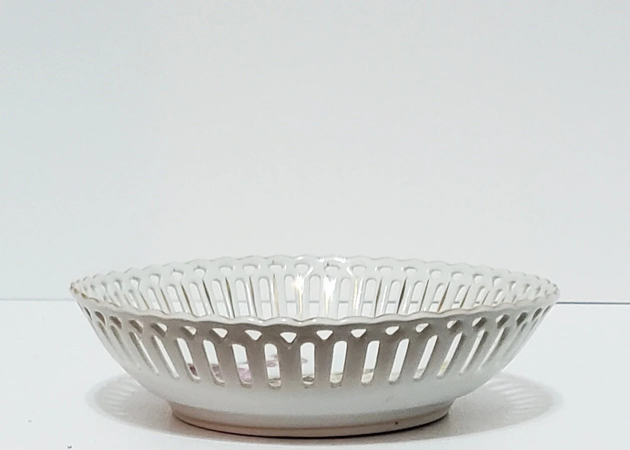 RW Bavaria Mid-Century Round Pierced/Reticulated Fruit Bowl w/Gold Trim ~ 8"