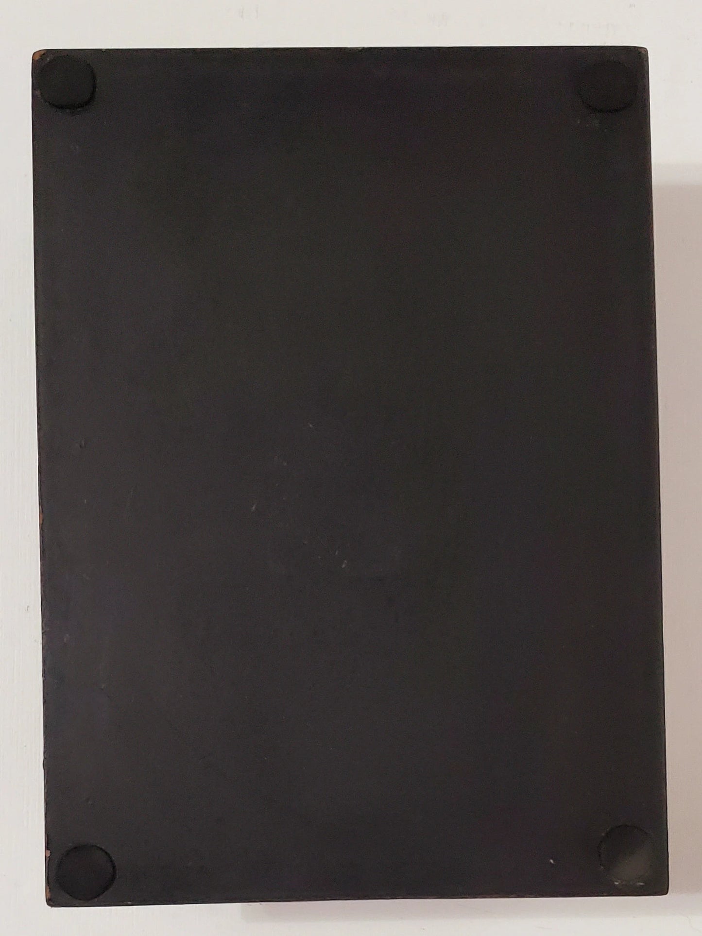 Vintage Lacquered Two-Toned Velvet-Lined Wooden Keepsake Box ~ 9" - Timeless Treasures Emporium1