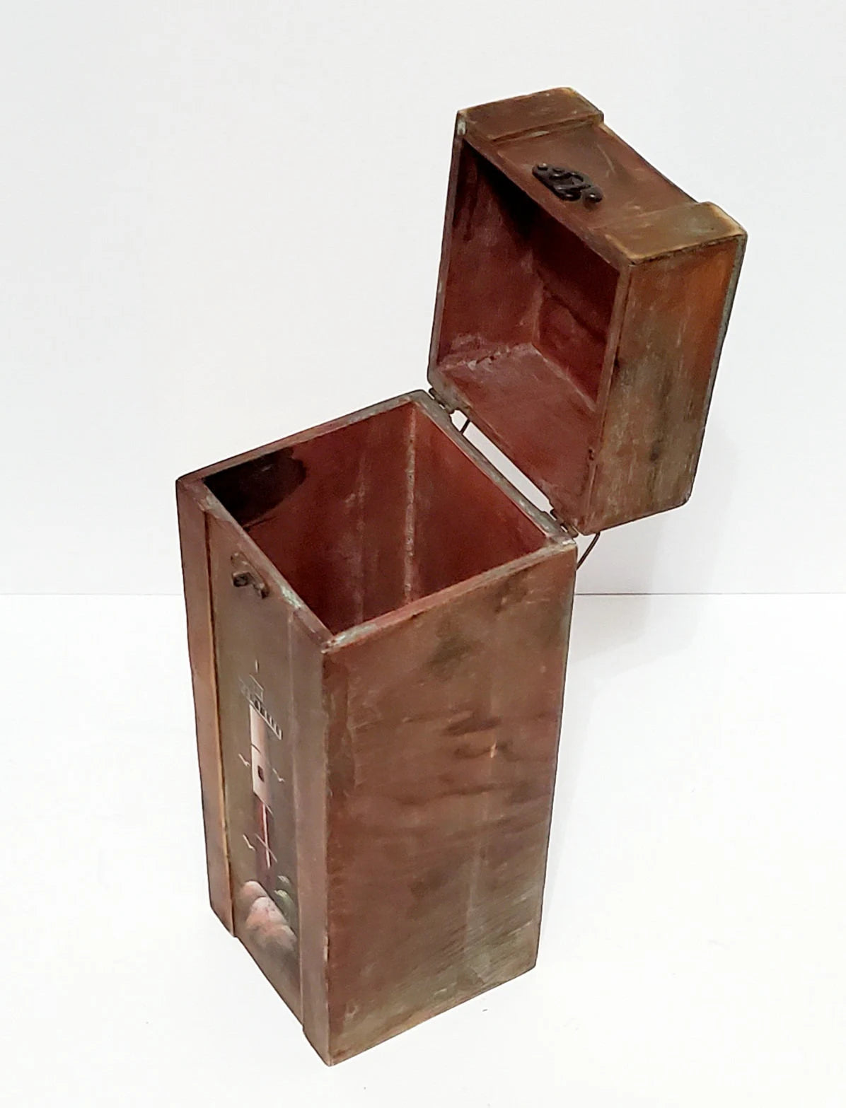 Decorative Distressed/Rustic Old World Wooden Lighthouse Treasure Chest Wine Box - Timeless Treasures Emporium1