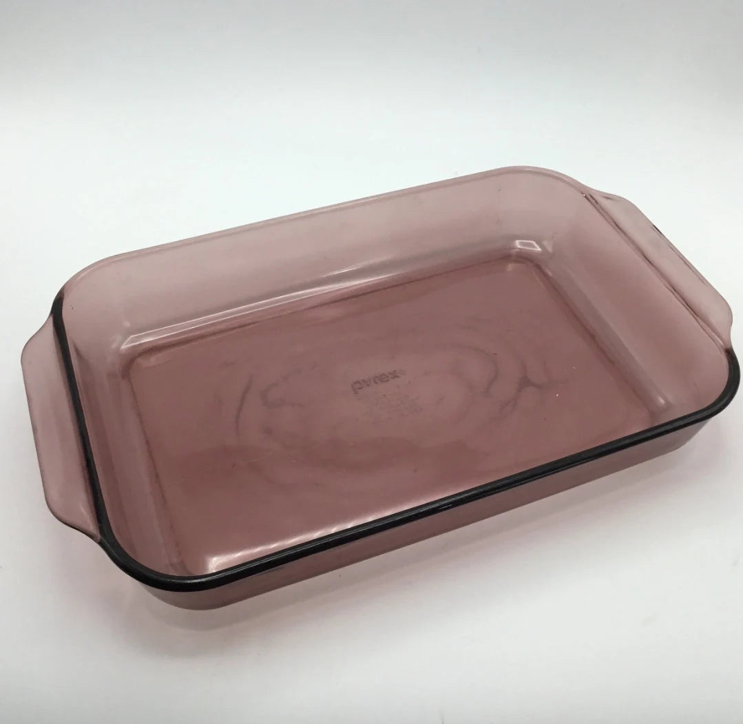 Pyrex Cranberry Glass 233-R Rectangular CASSEROLE/BAKING Dish (Lasagna / Cake Pan); Cranberry, 3Qt, 13"x9"x2" Made In USA