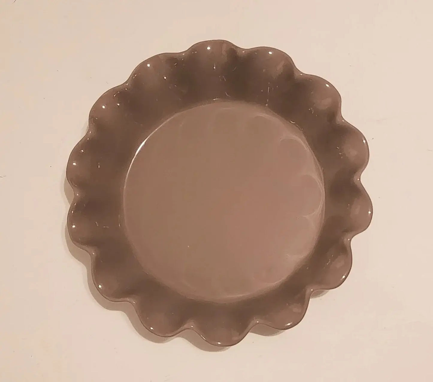 The Lakeside Collection Stoneware Gray Baking Dish/Plate for Pastries / Pies / Brunch & Tarts Pan with Ruffled/Scalloped Edge ~ 10.5"