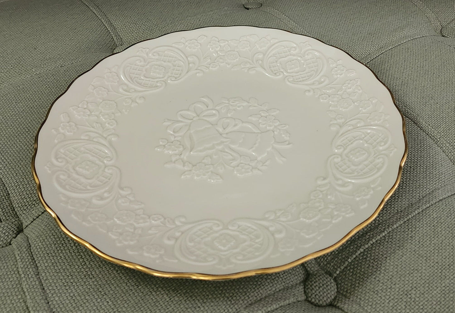 Lenox China Wedding Promises Marriage Embossed Round Cream Plate/Platter 12.5"D w/Gold Trim - Timeless Treasures Emporium1