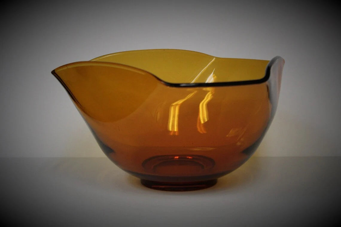 Vintage Amber Glass Scalloped/Flared Triangular Shaped Anchor Hocking Wavy Rim Serving Bowl ~ 10 1/4"