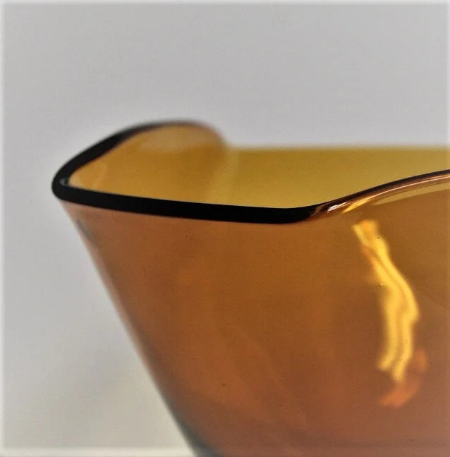 Vintage Amber Glass Scalloped/Flared Triangular Shaped Anchor Hocking Wavy Rim Serving Bowl ~ 10 1/4"
