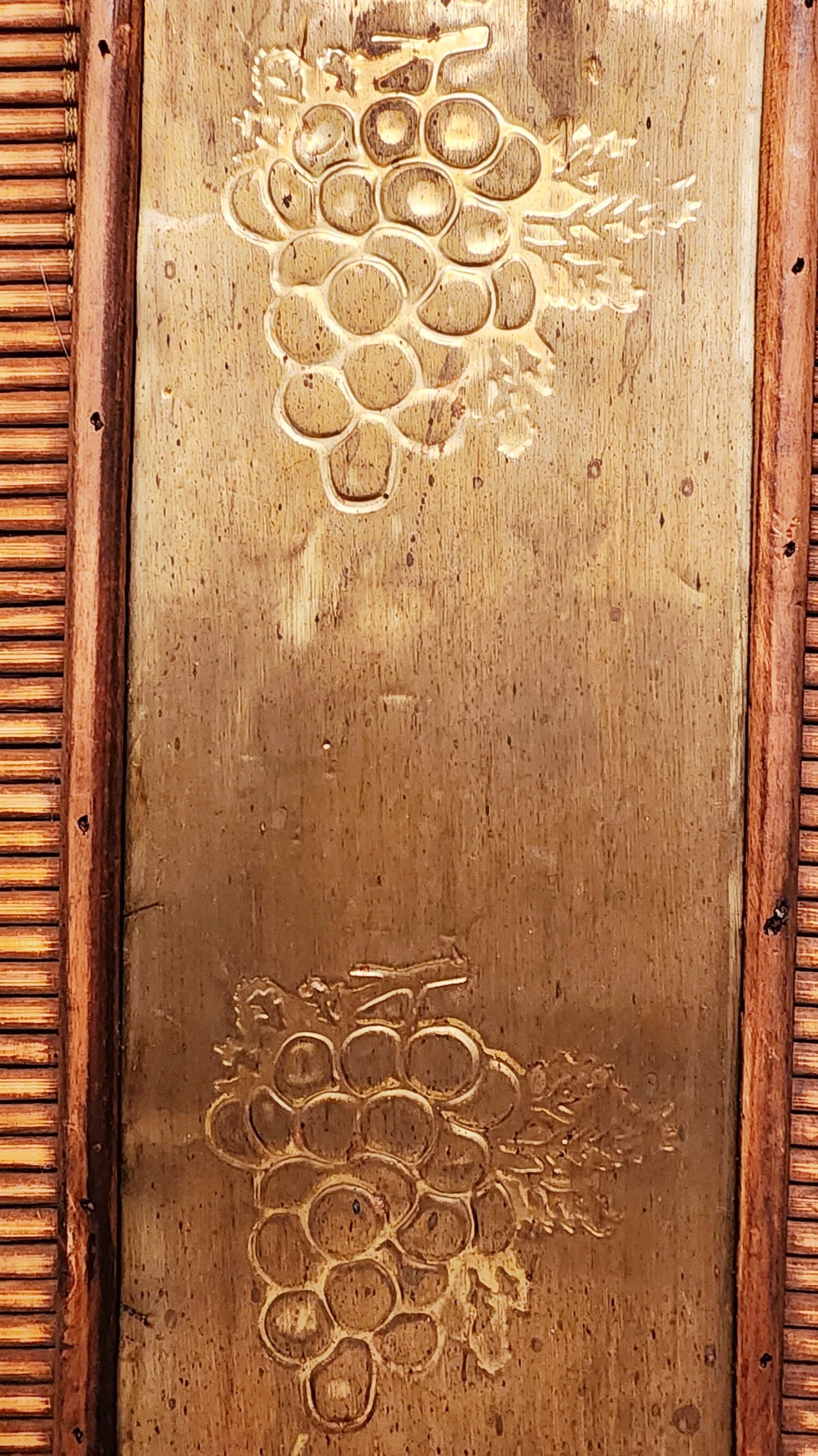 Grapes Emossed Decorative Faux Distressed Old World Wooden Treasure Chest Triple Wine Box ~ 14" - Timeless Treasures Emporium1