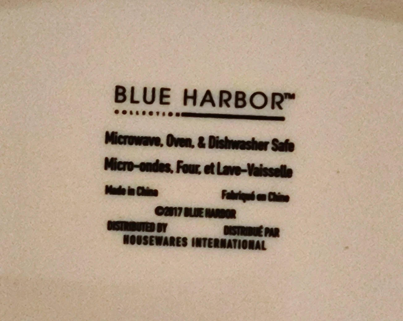 Serving Casserole Dish in the Speckled Pattern Baking Dish by Blue Harbor, Cream with Blue Rim. Rectangular 13"