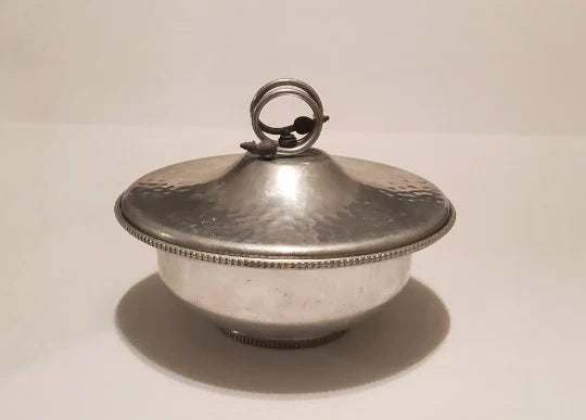 Vintage Buenilum Covered Divided Hammered Aluminum Casserole Dish