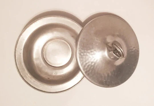 Vintage Buenilum Covered Divided Hammered Aluminum Casserole Dish