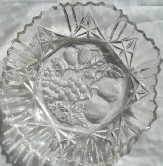 Federal Pioneer Pattern Georgian Clear Pressed Depression Glass Bowl Fruit/Grape Embossed Center Crimped Edges Rim Large Soup Bowl ~ 10.5" - Timeless Treasures Emporium1
