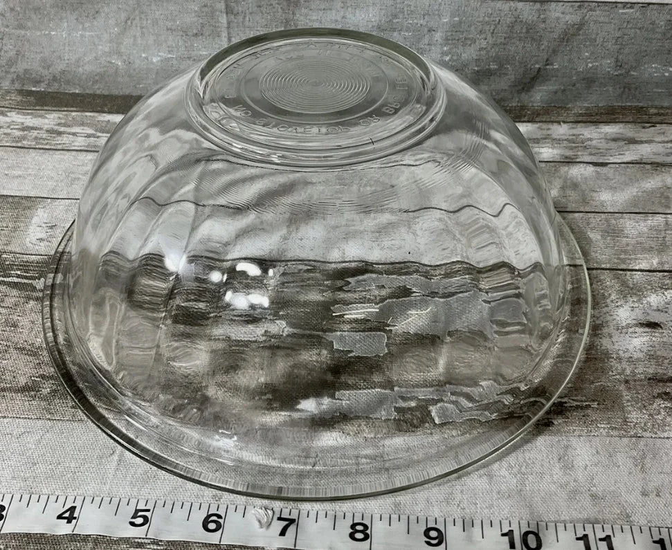 Pyrex Vintage Clear Ribbed / Sculpted Glass Nesting Mixing Bowl - #325 - 2.5 Qt.