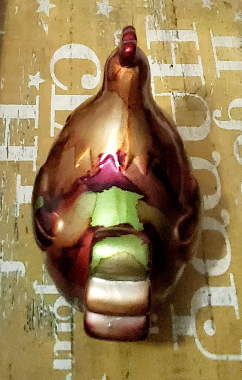 One of a Kind Vintage Farmhouse Theme Modern Savannah Home Ceramic Hand-painted Beautiful Multi-colored Porcelain Metallic Chicken/ Hen