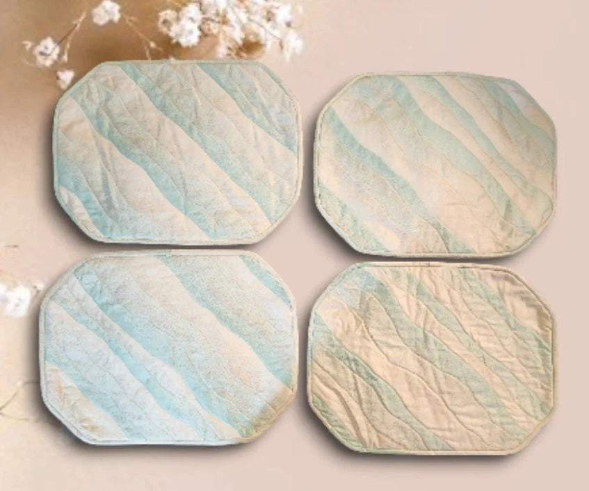 Quilted Handmade Quilted Spray Paint Design Teal Blue Reversible Multicolored Cloth Fabric Dining Table Placemats ~ Set of 4