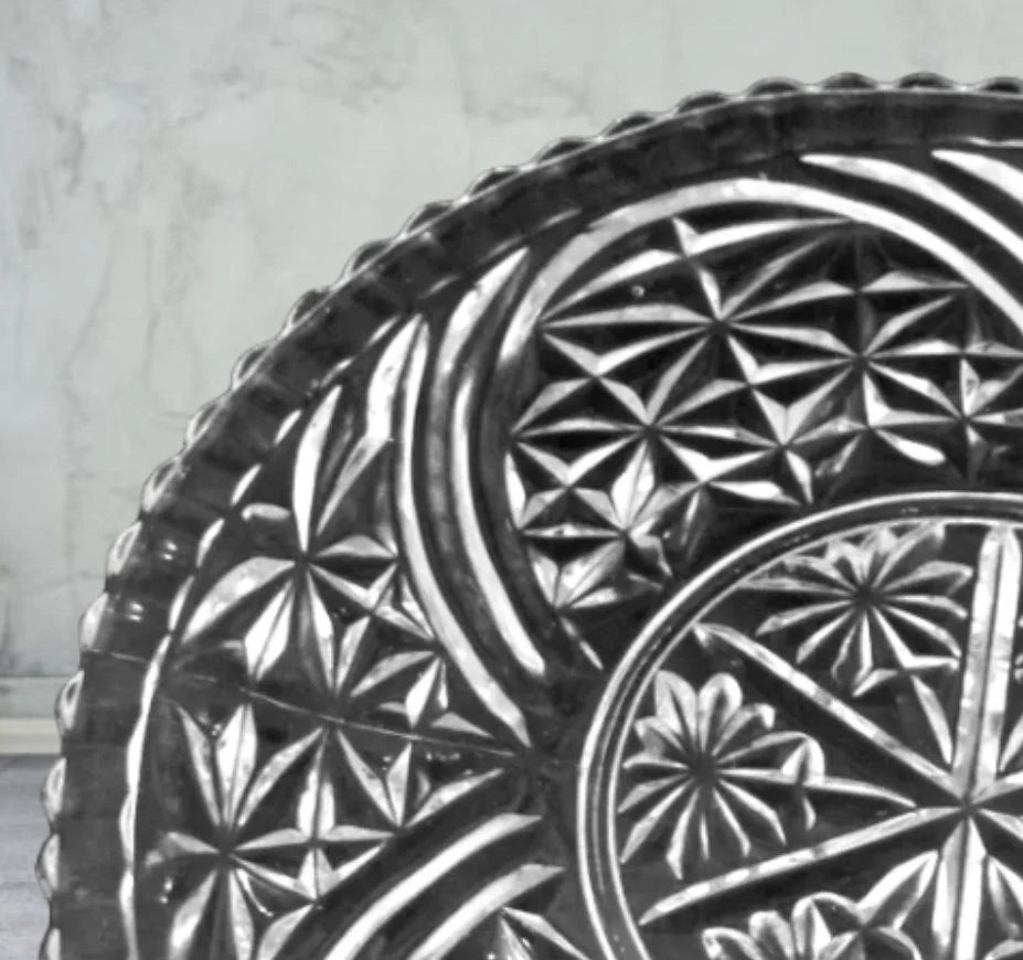Vintage. Anchor Hocking Early American Pressed Glass Round Stars and Bars Torte Cake Plate Serving Platter 12.5" - Timeless Treasures Emporium1
