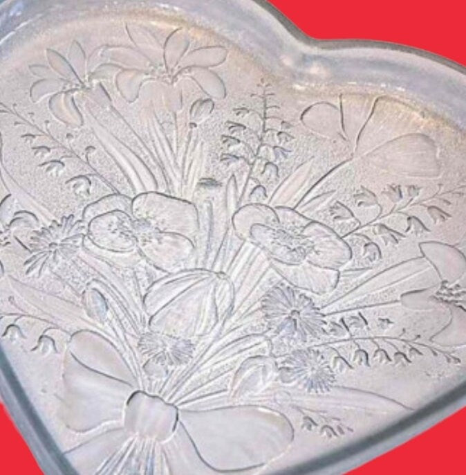Vintage Crystalia Corporation Clear Glass Crystal Heart-Shaped Bouquet Platter, Large 13" x 12" Embossed Serving Platter