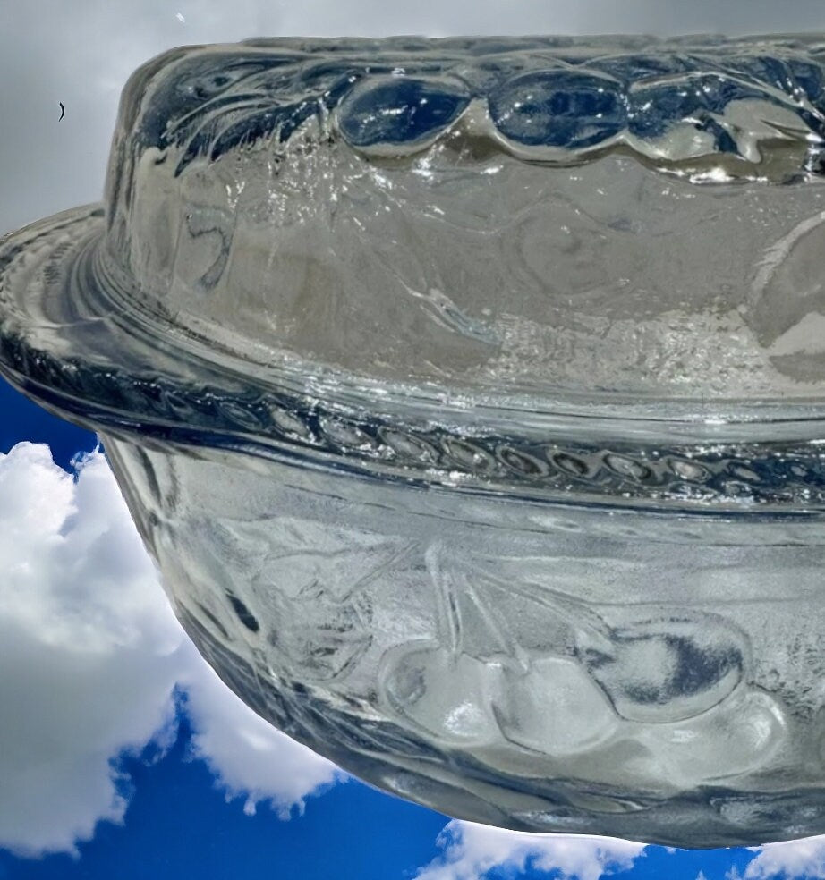 Libbey 3-Qt Orchard Fruit Blue Casserole with Pie Plate with Lid - Timeless Treasures Emporium1