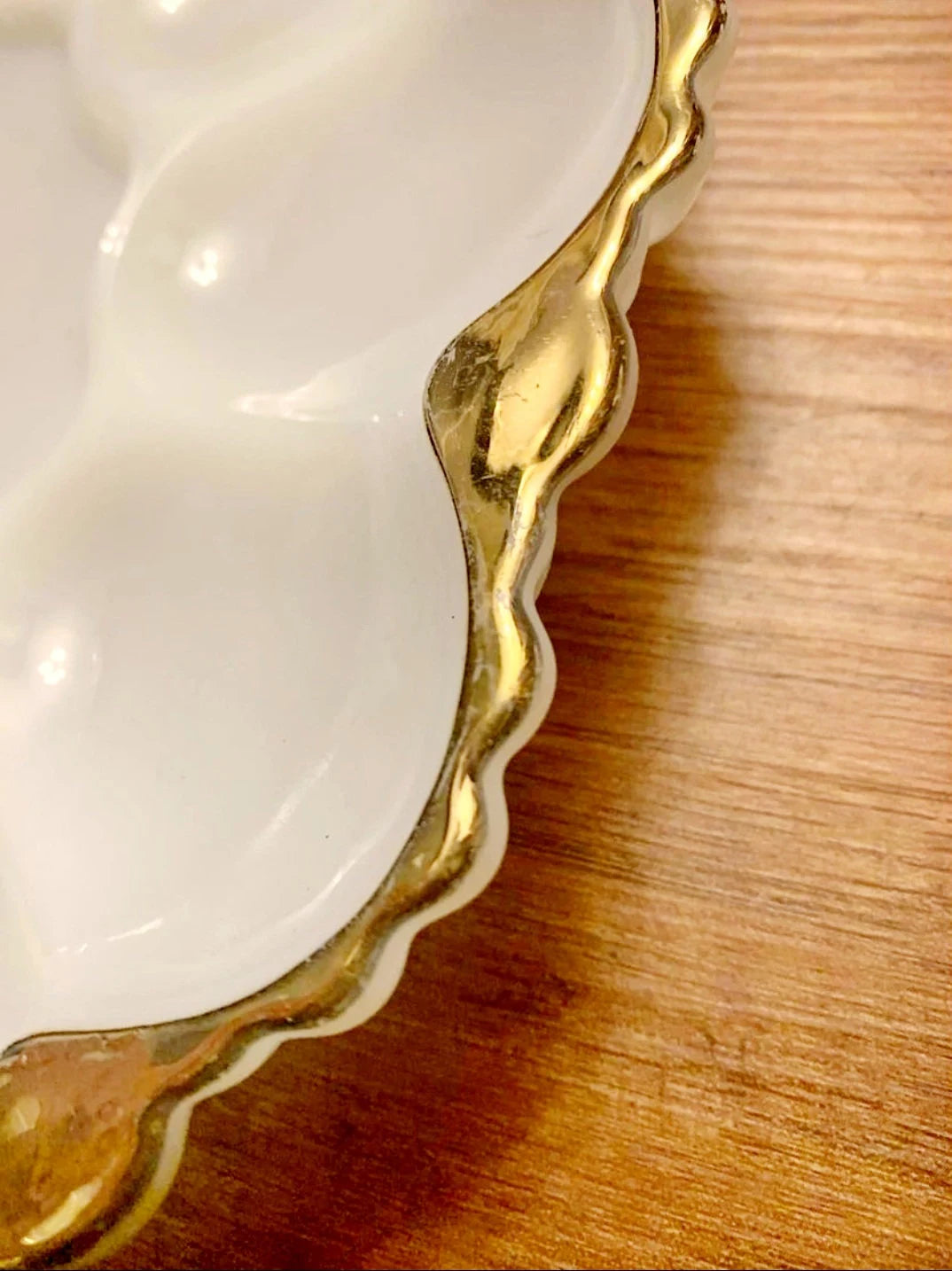 Vintage Anchor Hocking White Milk Glass Oyster / Deviled Egg Plate Server Dish With Gold Trim ~ 10"