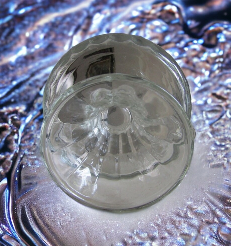 Vintage Ribbed Swirl Style Toscany Collection Footed Sierra Trifle Bowl - Timeless Treasures Emporium1