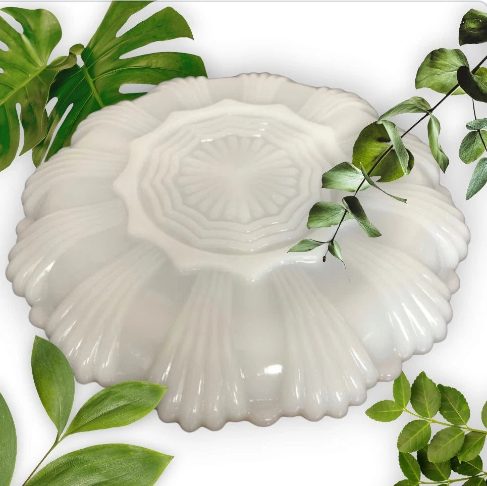 Vintage Milk Glass Three (3) Section Serving Plate Canapé Dish with Gilded Rim Gold Rim ~ 10”D x 1”T - Timeless Treasures Emporium1