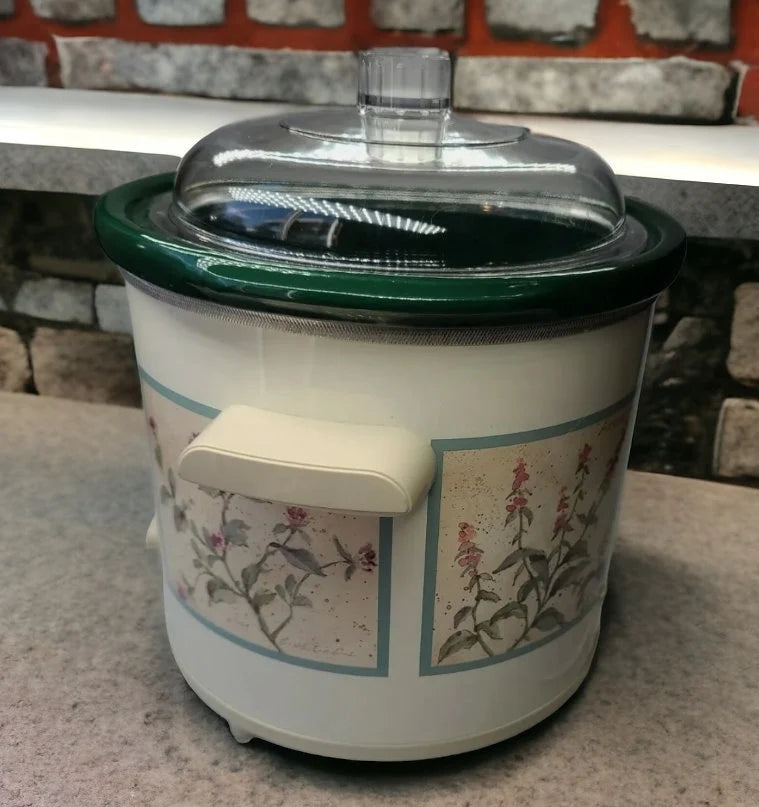 Vintage Rival Crock-Pot Slow Cooker Model 3150, 120V, 75-100 Watts 3.5 QT Retro Green - Timeless Treasures Emporium1
