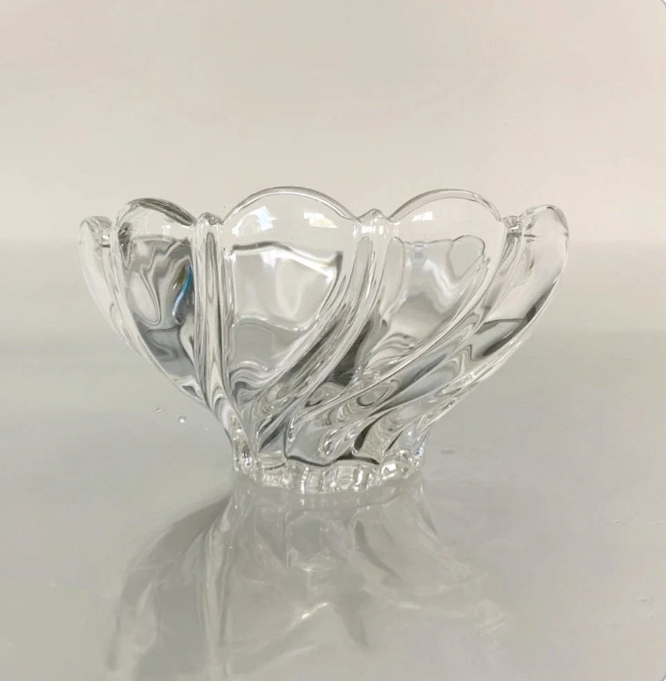 Vintage Mikasa Swirl Flower Crystal Glass 10ā Bowl , Fruit Bowl , Serving Bowl , Kitchen Decor , Orrefors Style Flower Bowl Dish - Timeless Treasures Emporium1
