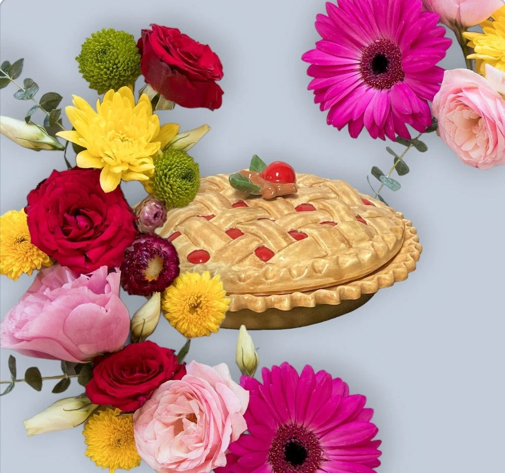 Vintage Lidded/Covered Ceramic CHERRY Embossed LATTICE PIE Baking Dish/Keeper/Server ~ 9"