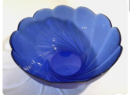 Arcoroc Cobalt Swirl Bowl Console or Centerpiece Scalloped Edge Textured Glass - Timeless Treasures Emporium1